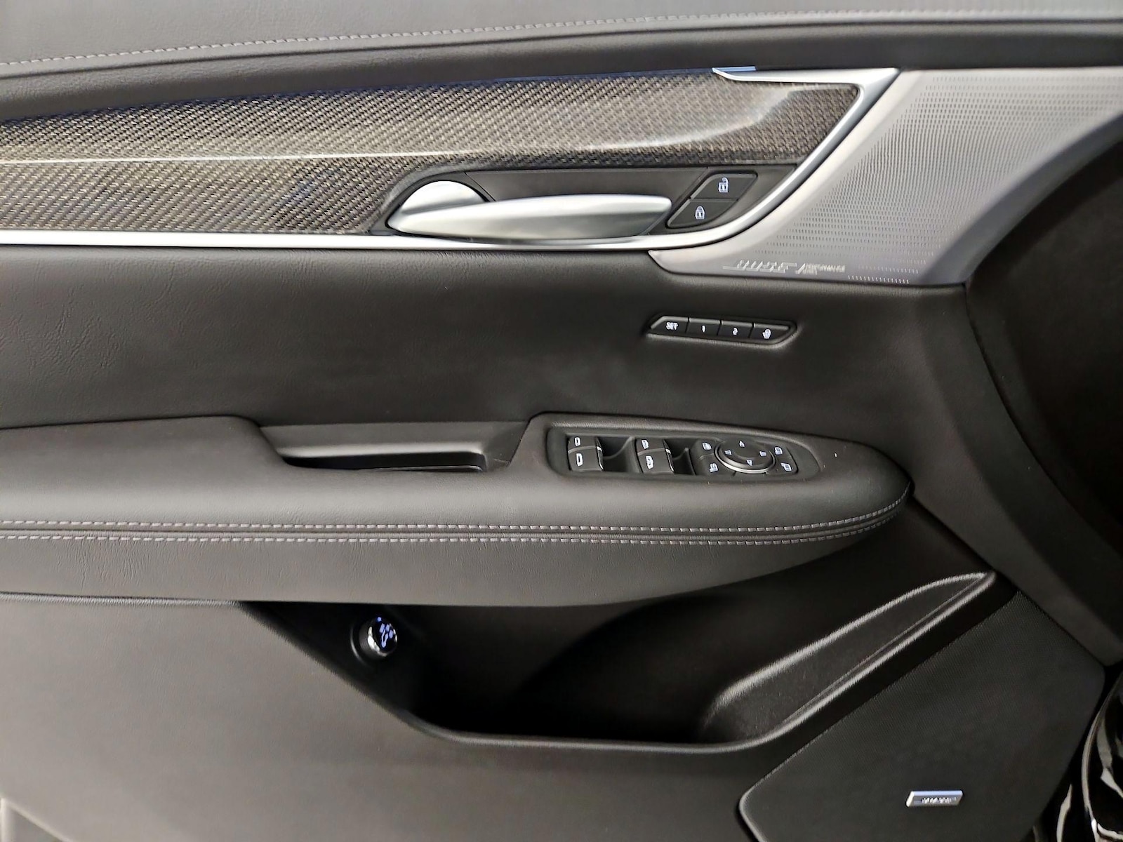 2021 Cadillac XT5 Sport - Photo 13