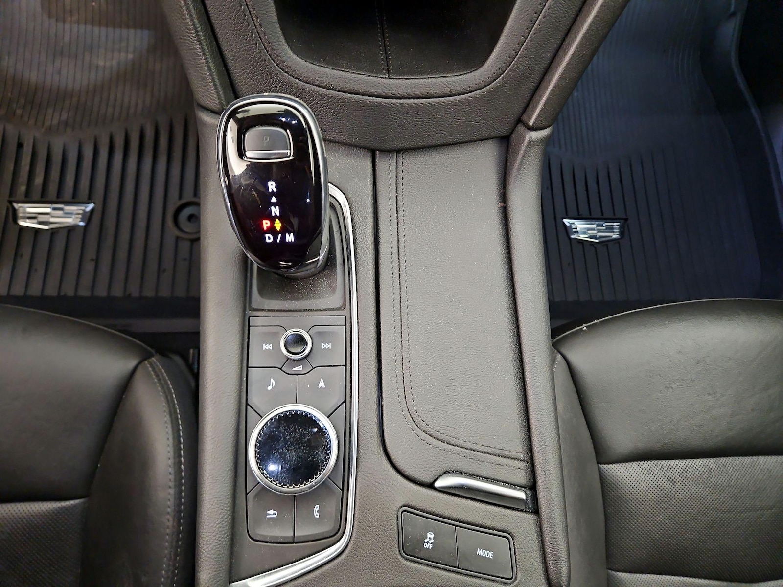2021 Cadillac XT5 Sport - Photo 18