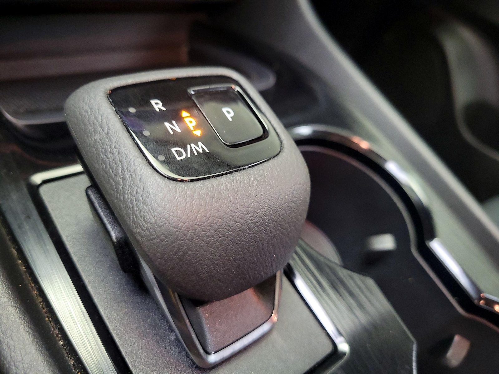 2024 Nissan Rogue S - Photo 17