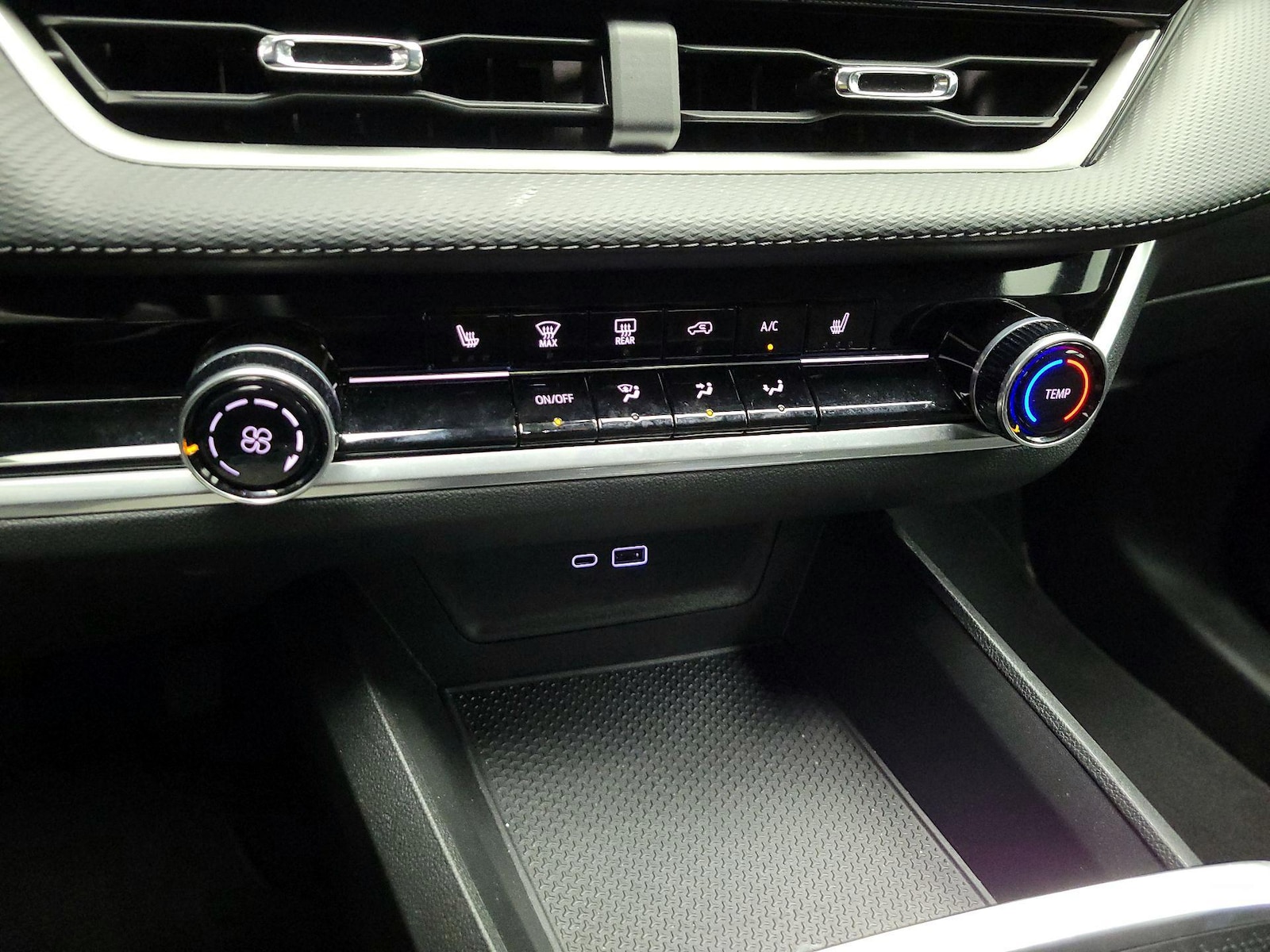 2026 Chevrolet Equinox LT - Photo 16