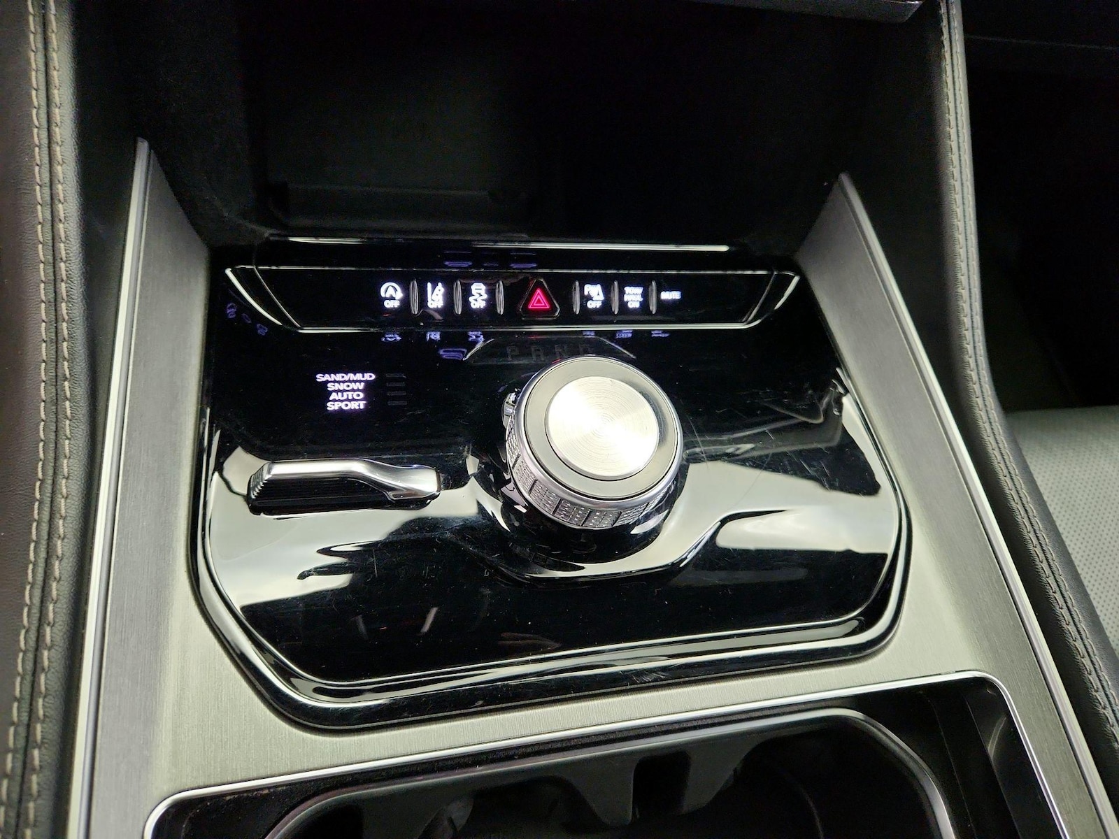 2025 Jeep Wagoneer Series II - Photo 19