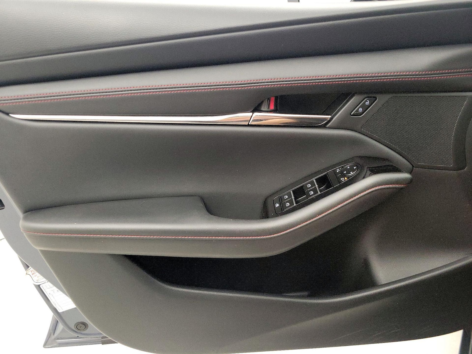 2026 Mazda Mazda3 Carbon Edition - Photo 13