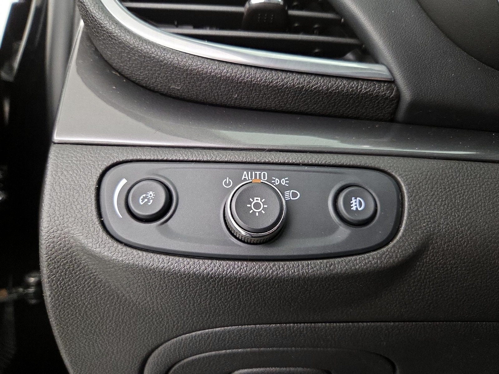 2017 Buick Encore Sport Touring - Photo 14