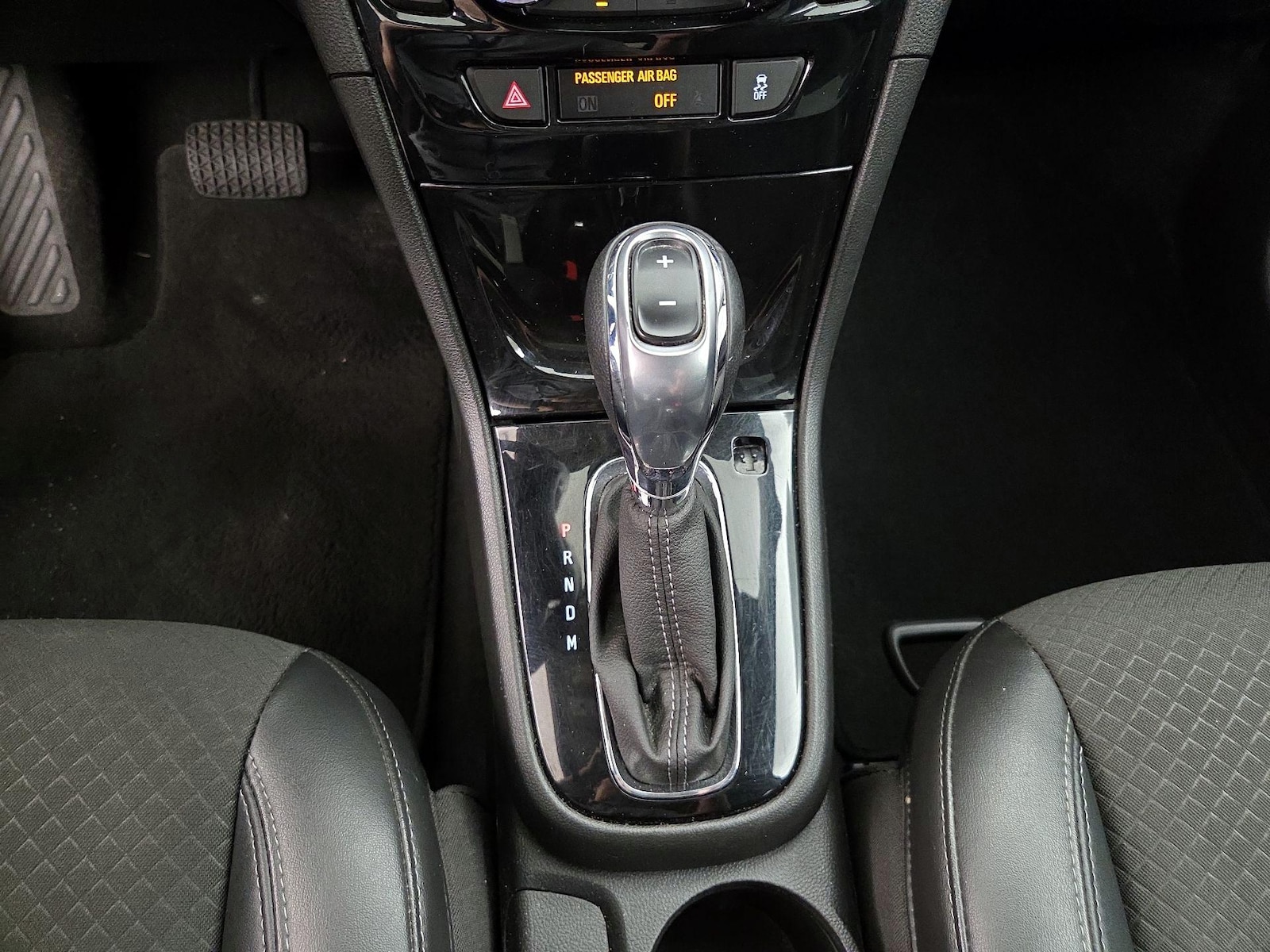 2017 Buick Encore Sport Touring - Photo 18