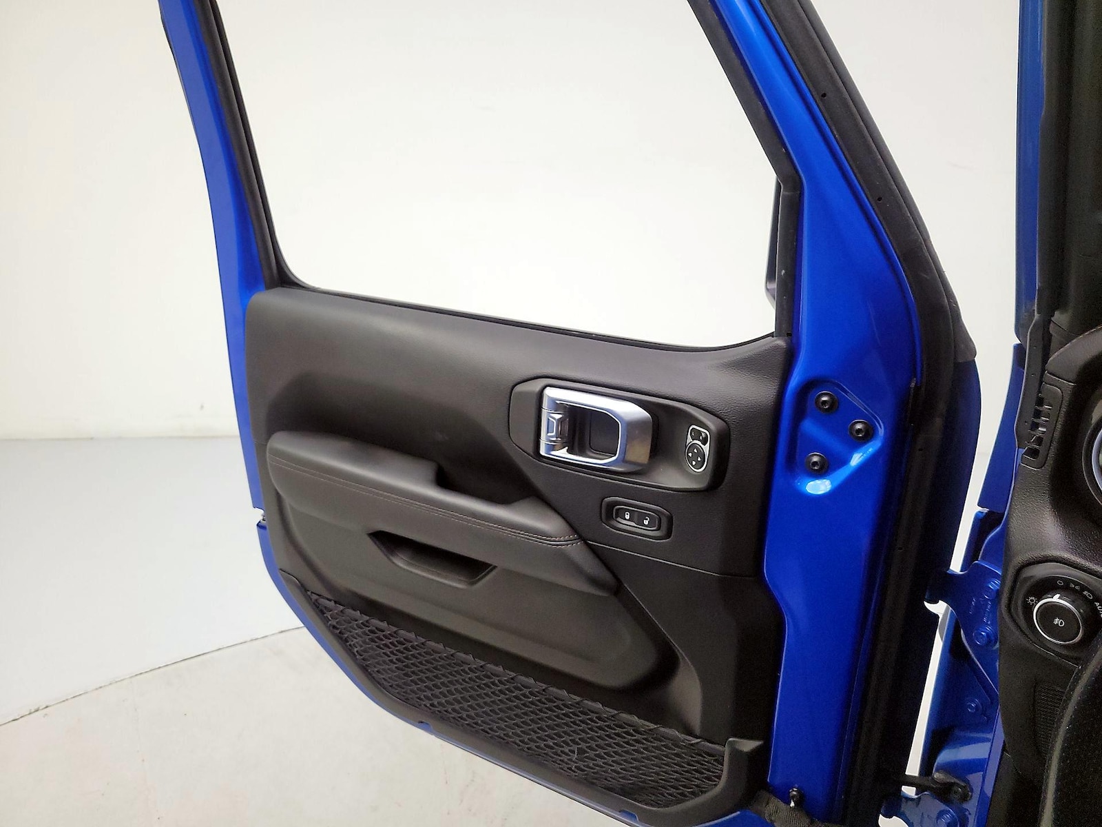 2023 Jeep Wrangler 4-Door Rubicon 392 - Photo 13