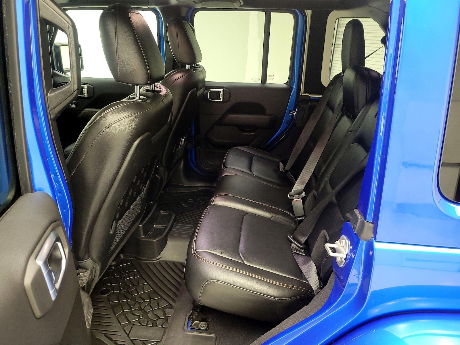 2023 Jeep Wrangler 4-Door Rubicon 392 - Photo 21