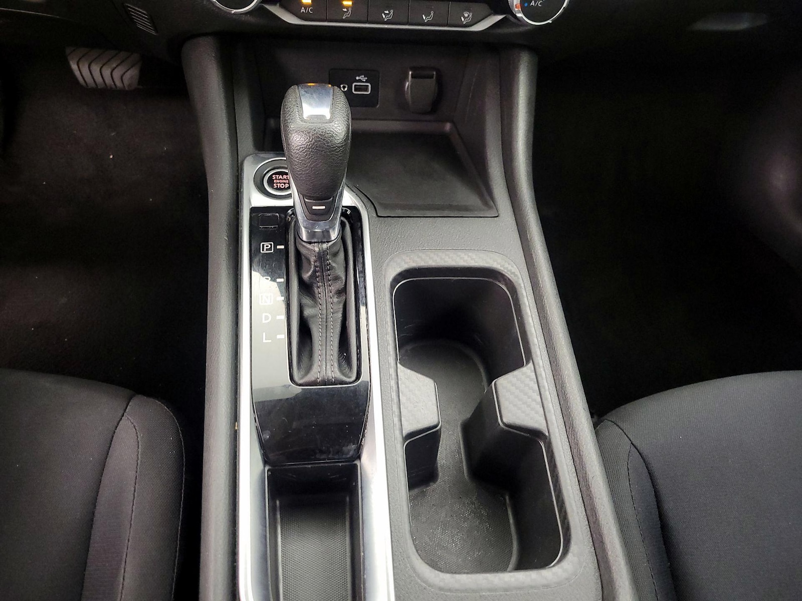 2020 Nissan Sentra S - Photo 18