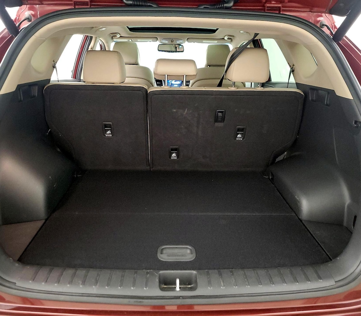 Trunk/Cargo (Seats Up)