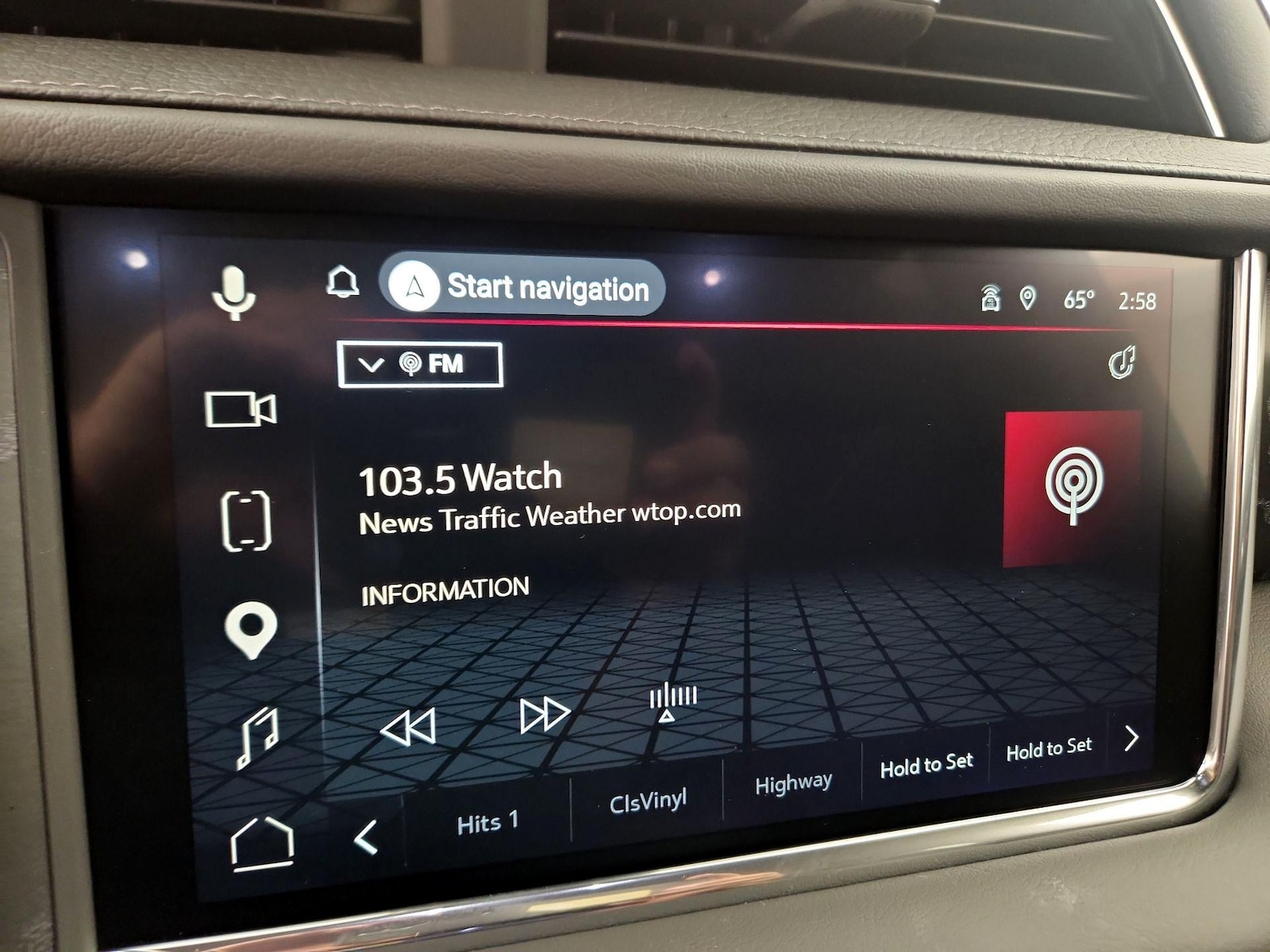 2023 GMC Yukon Denali - Photo 17