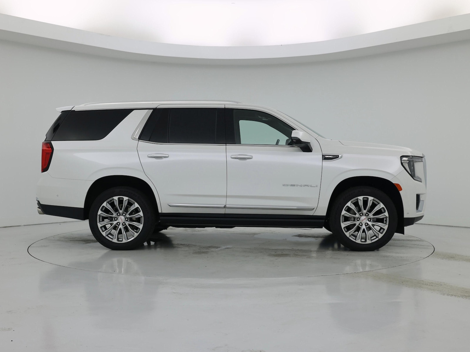 2023 GMC Yukon Denali - Photo 8