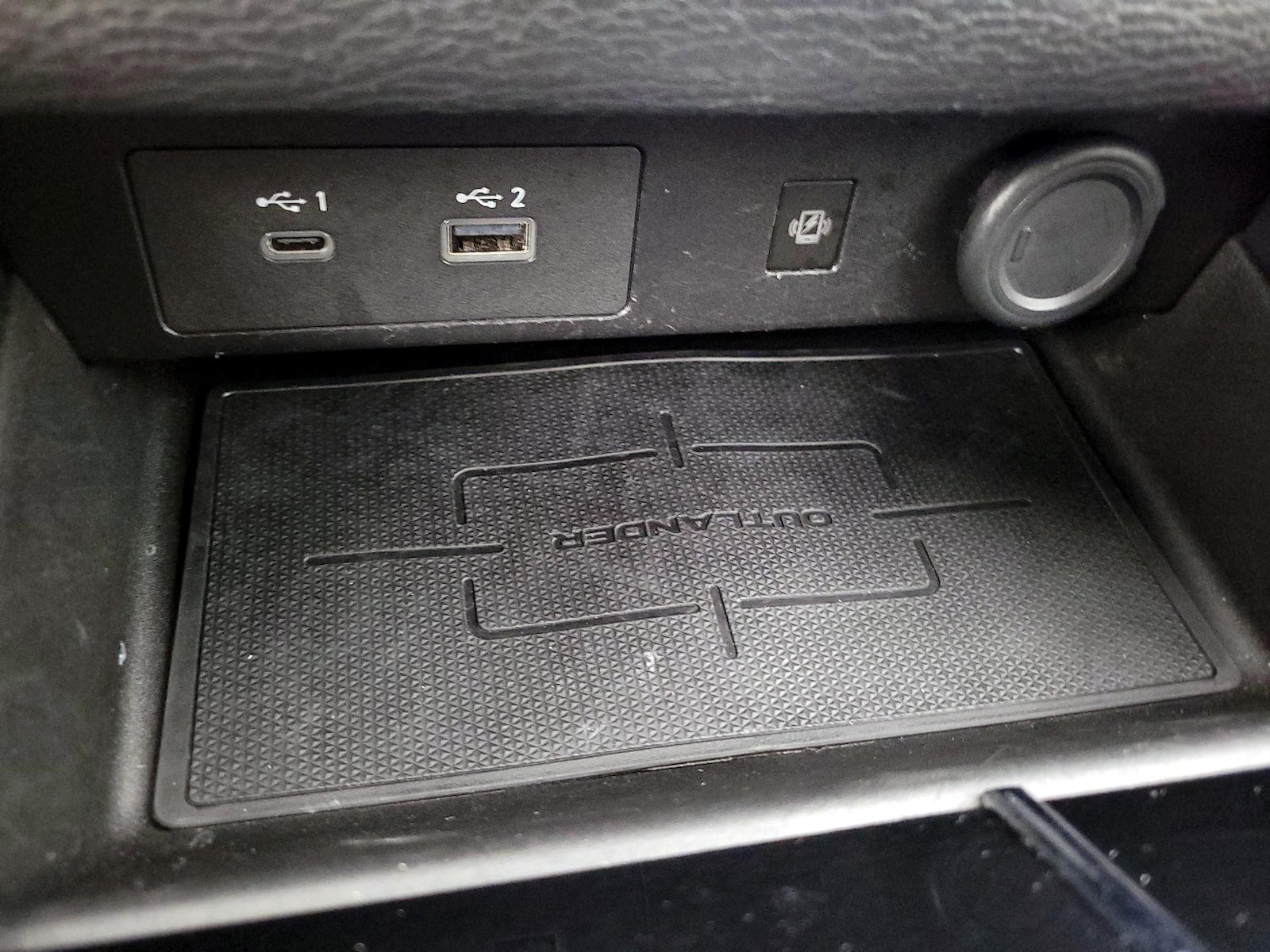 2024 Mitsubishi Outlander SE Black Edition - Photo 20