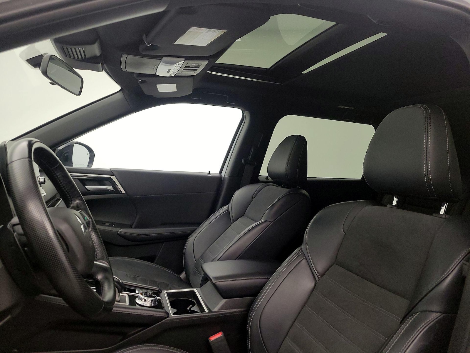 2024 Mitsubishi Outlander SE Black Edition - Photo 21