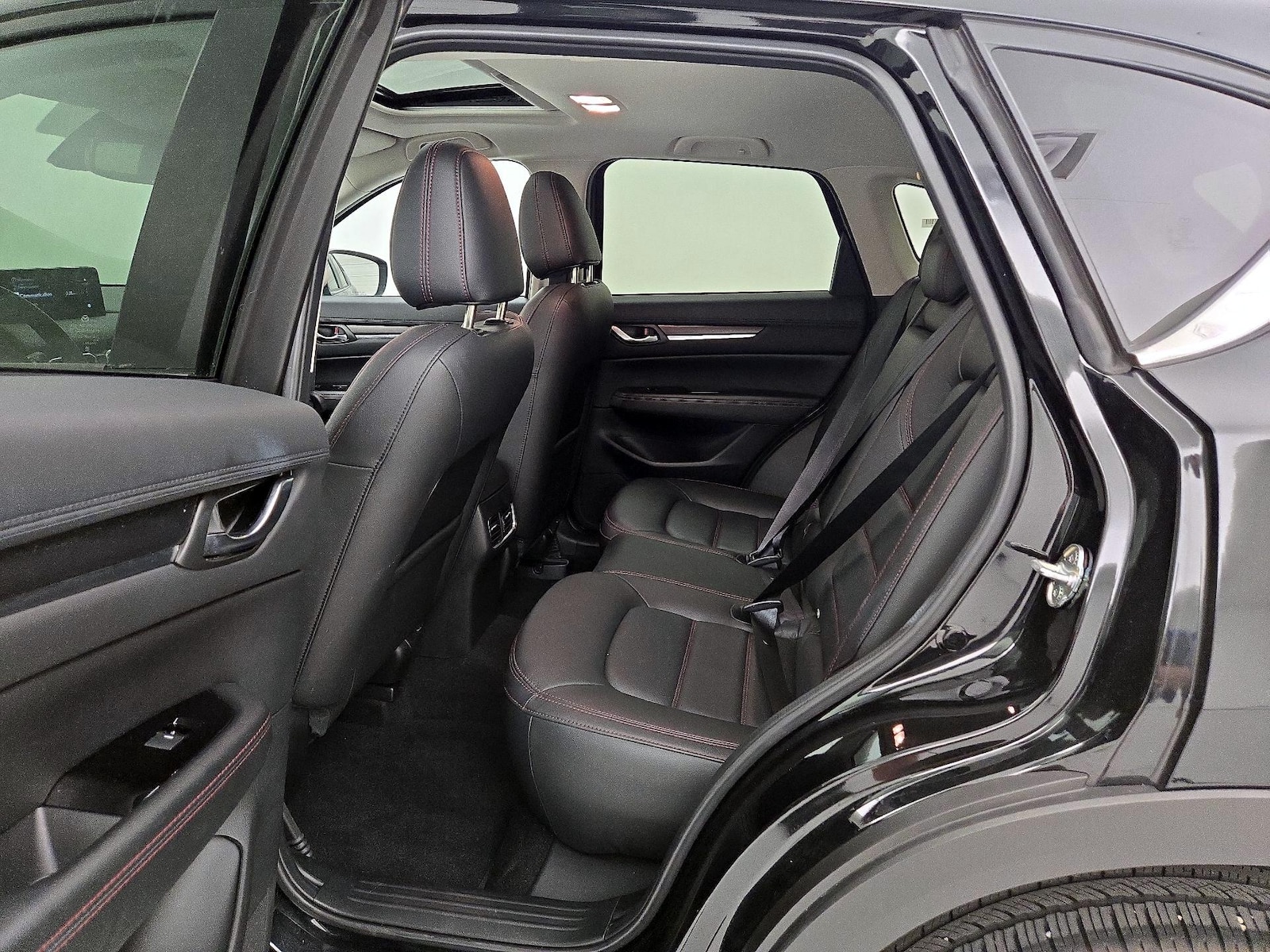 2025 Mazda CX-5 S Carbon Edition - Photo 20