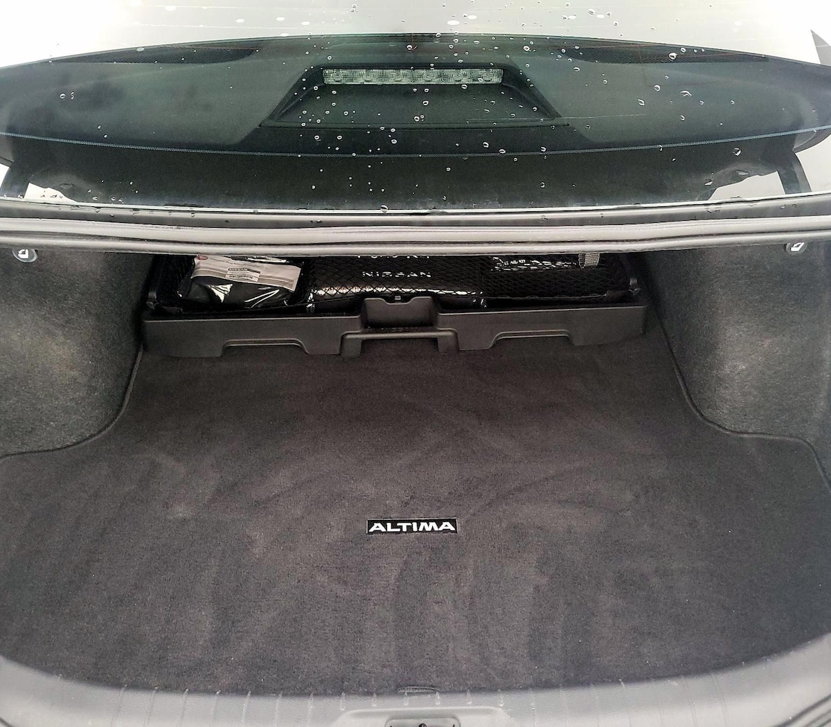 Trunk/Cargo (Seats Up)