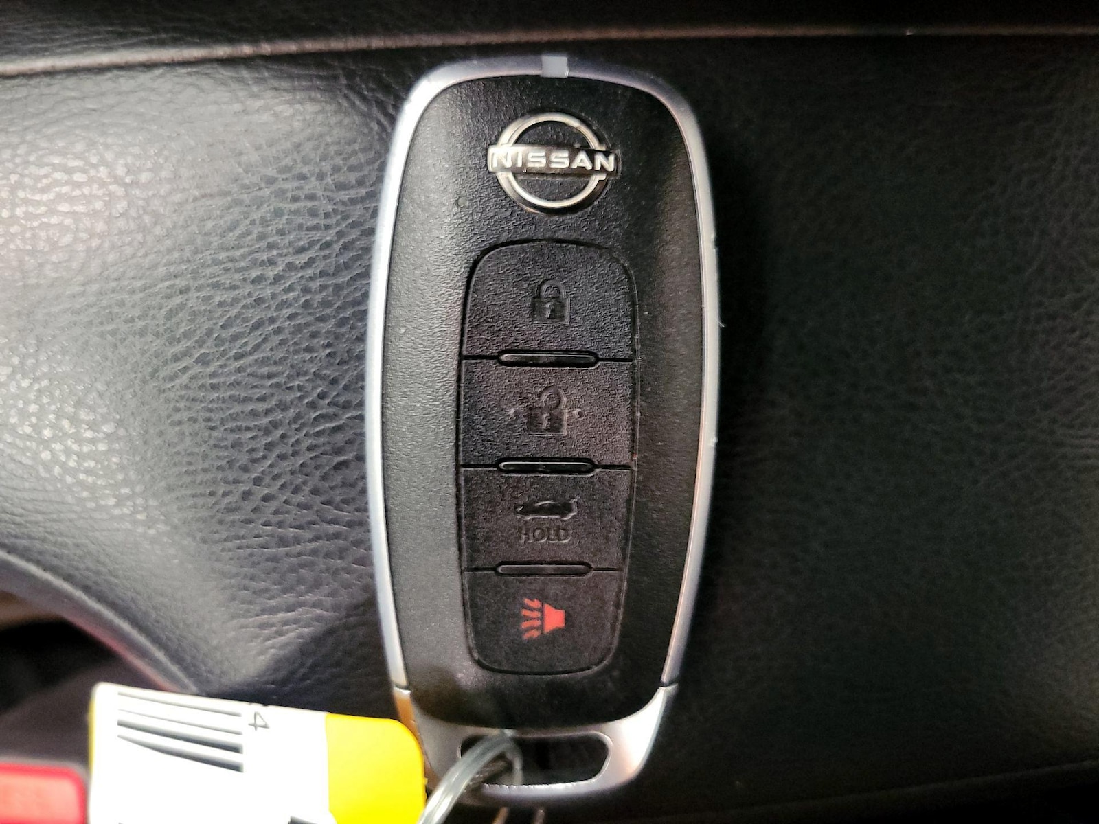 2025 Nissan Versa Sedan SV - Photo 23