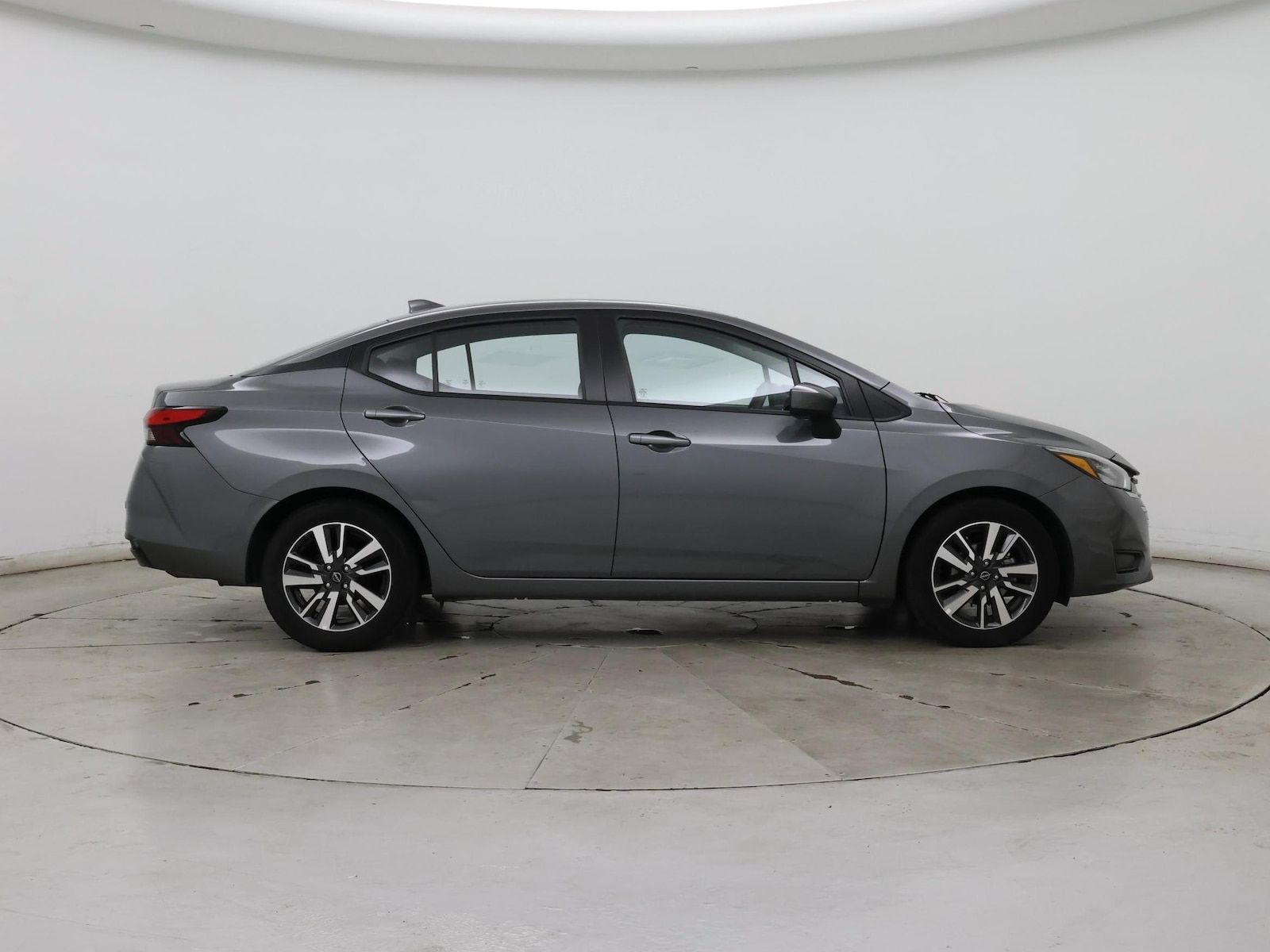 2025 Nissan Versa Sedan SV - Photo 8