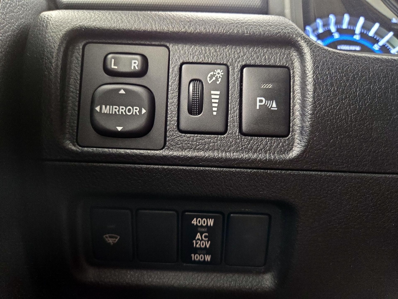 2015 Toyota 4Runner Limited - Photo 14