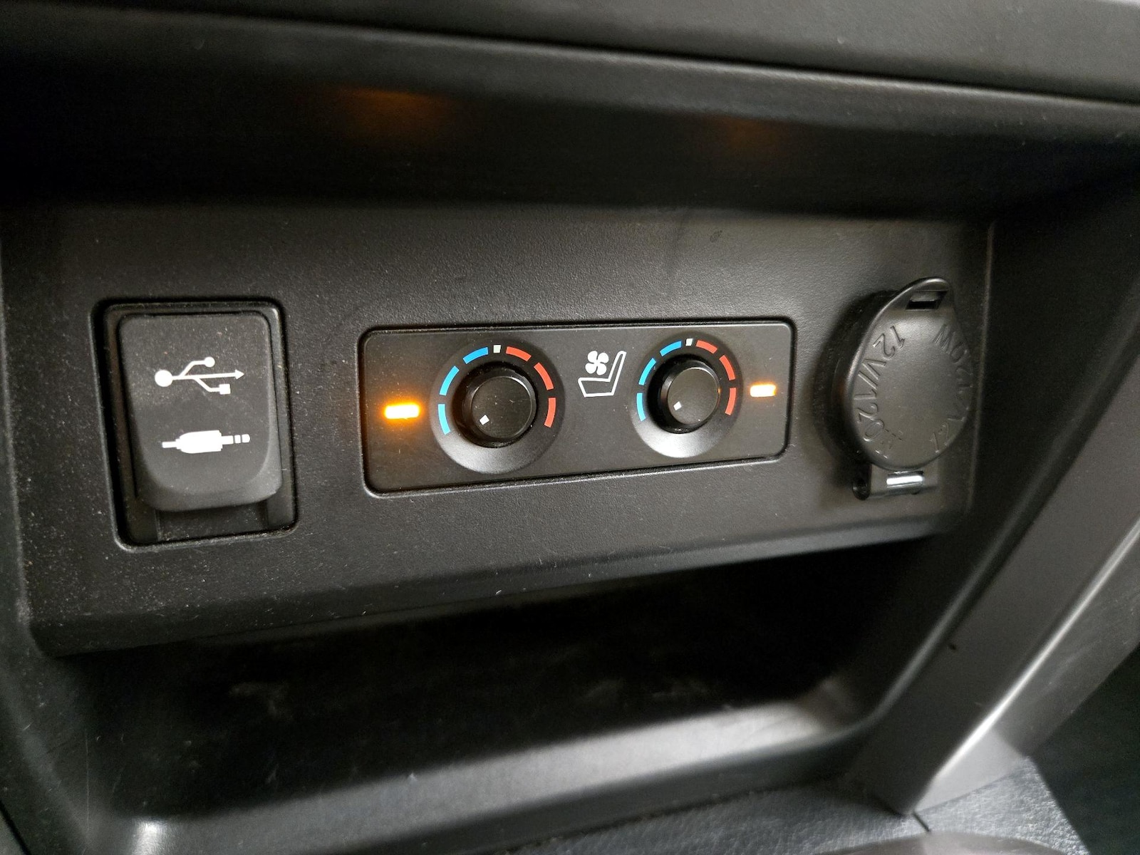 2015 Toyota 4Runner Limited - Photo 19