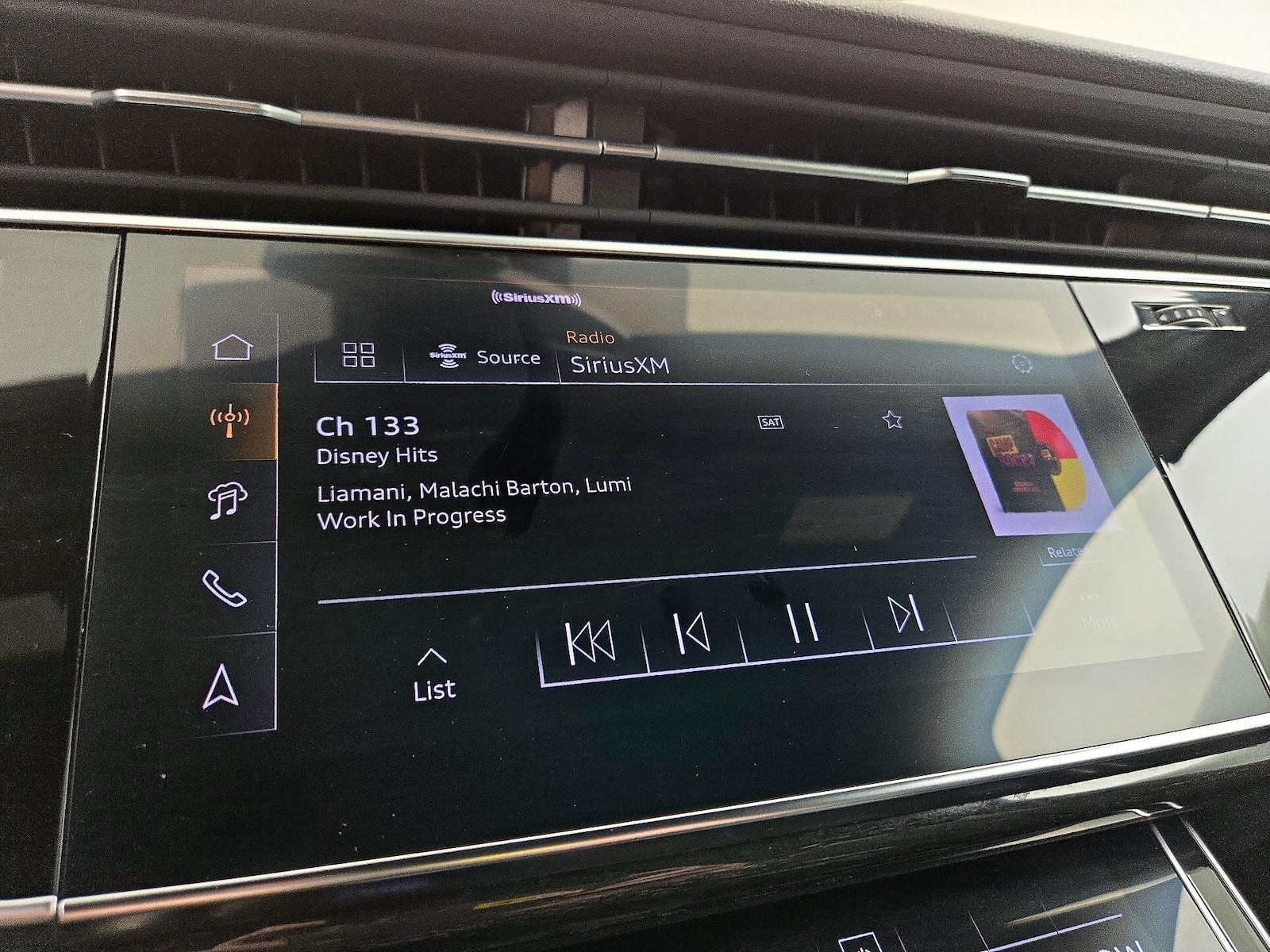 2025 Audi Q7 Premium Plus - Photo 17