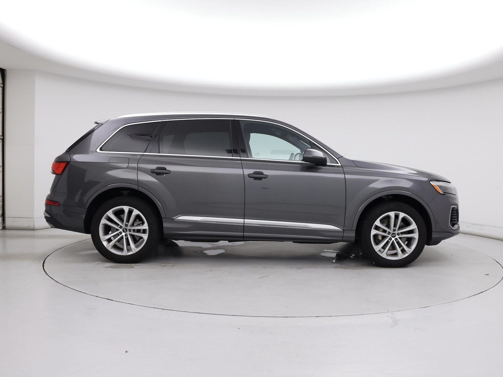 2025 Audi Q7 Premium Plus - Photo 8