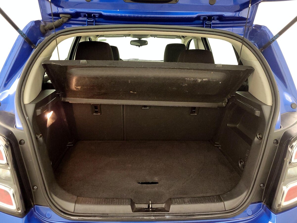 Trunk/Cargo (Seats Up)