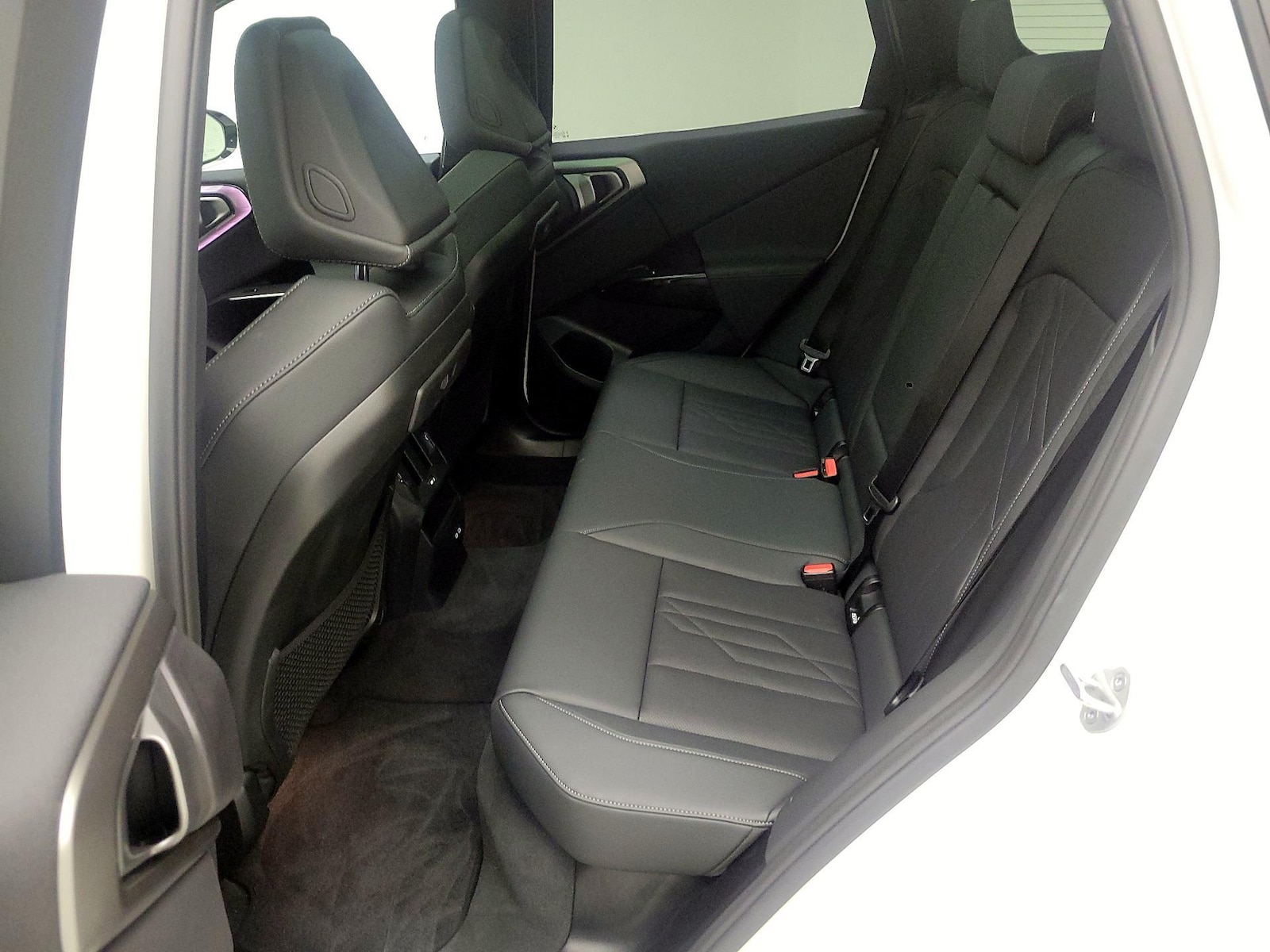2026 BMW X3 30 - Photo 21