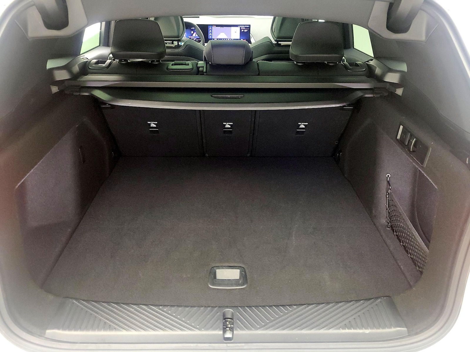 2026 BMW X3 30 - Photo 22