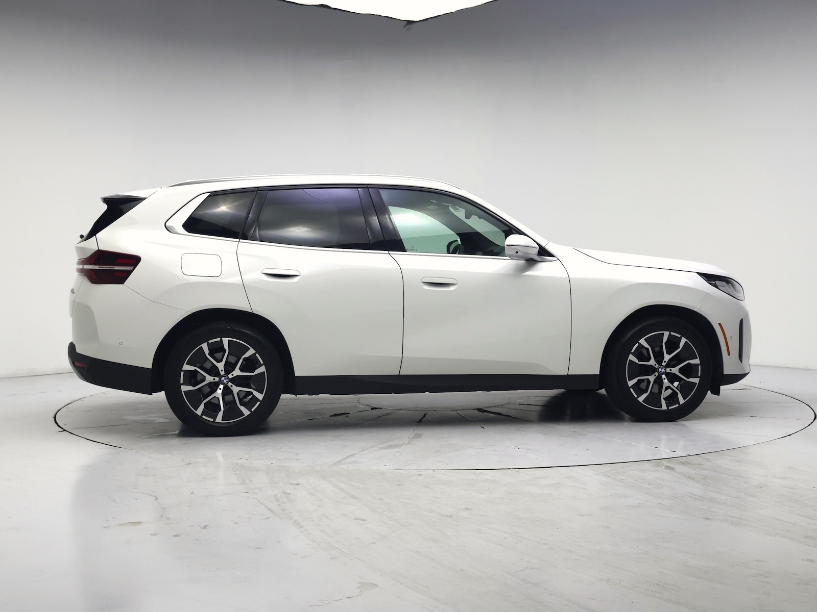 2026 BMW X3 30 - Photo 8