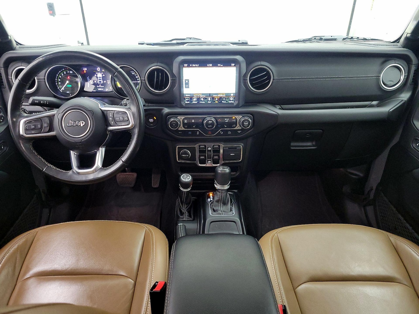 Apple CarPlay® & Android Auto™
