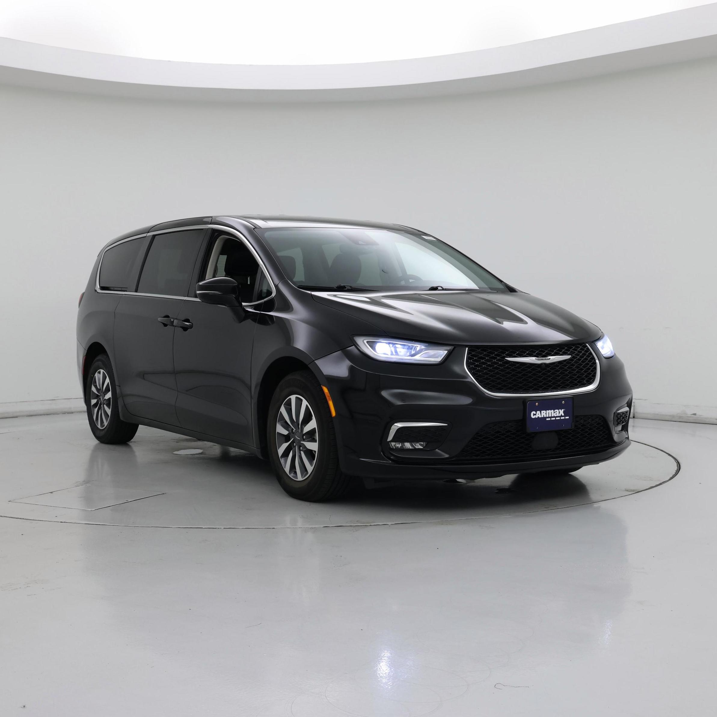 Black 2024 Chrysler Pacifica Hybrid Minivan Front-Wheel Drive Automatic