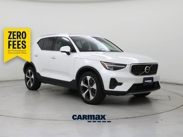 White 2023 Volvo XC40 SUV / Crossover All-Wheel Drive Automatic