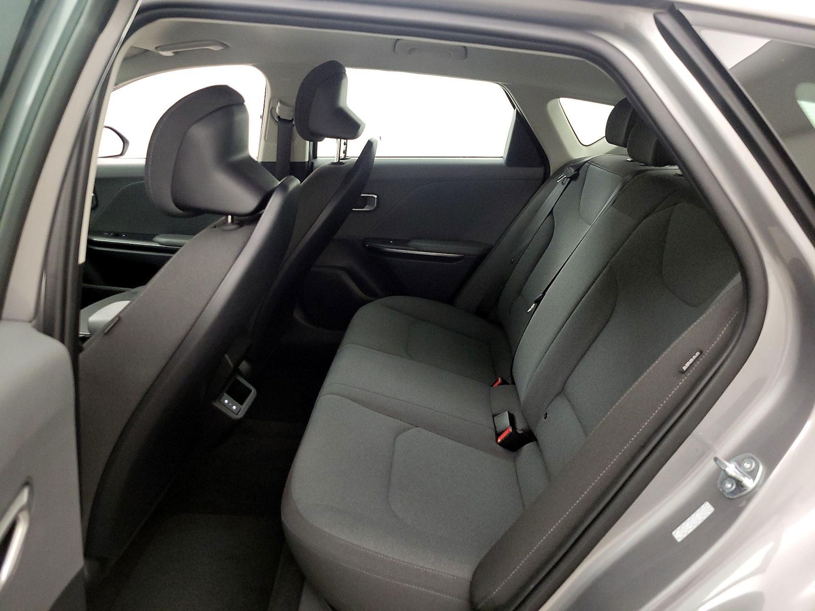 2025 Kia K4 LXS - Photo 20