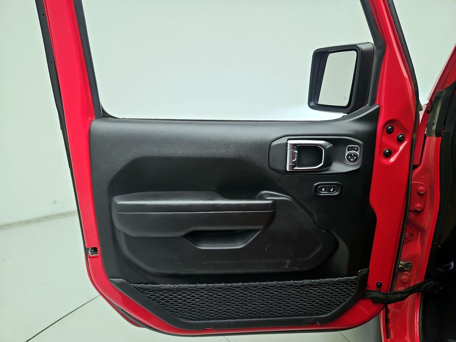 2025 Jeep Wrangler 4-Door Rubicon - Photo 13