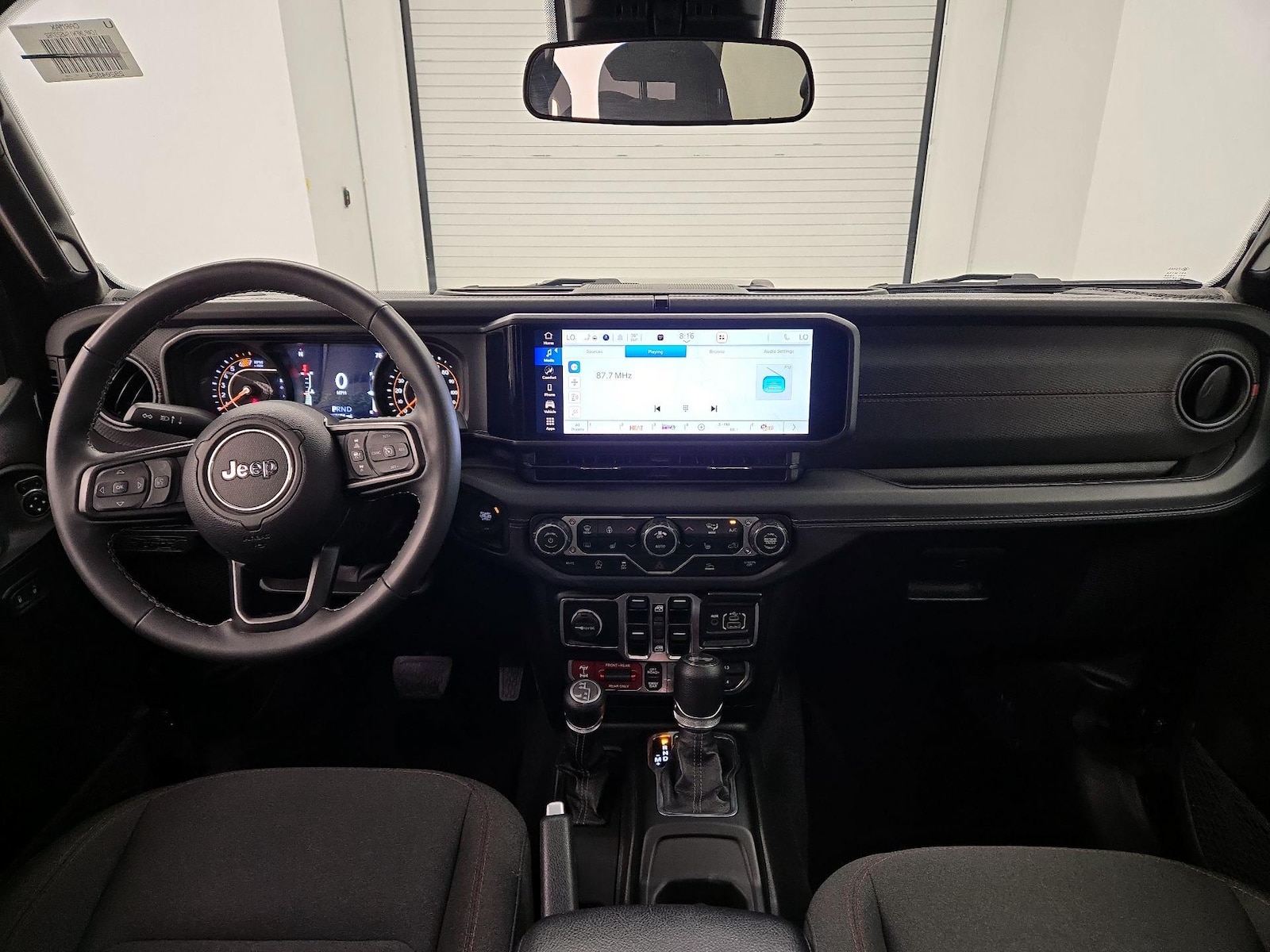 Apple CarPlay® & Android Auto™