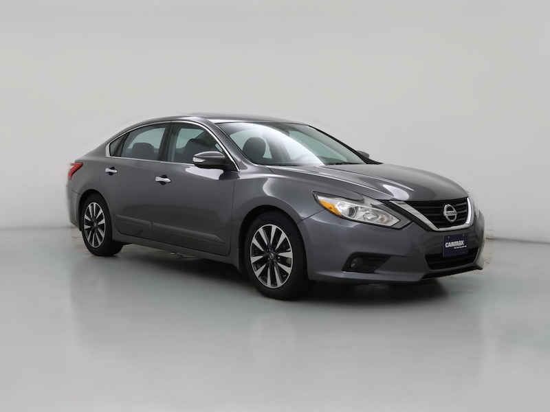 2016 Nissan Altima SV