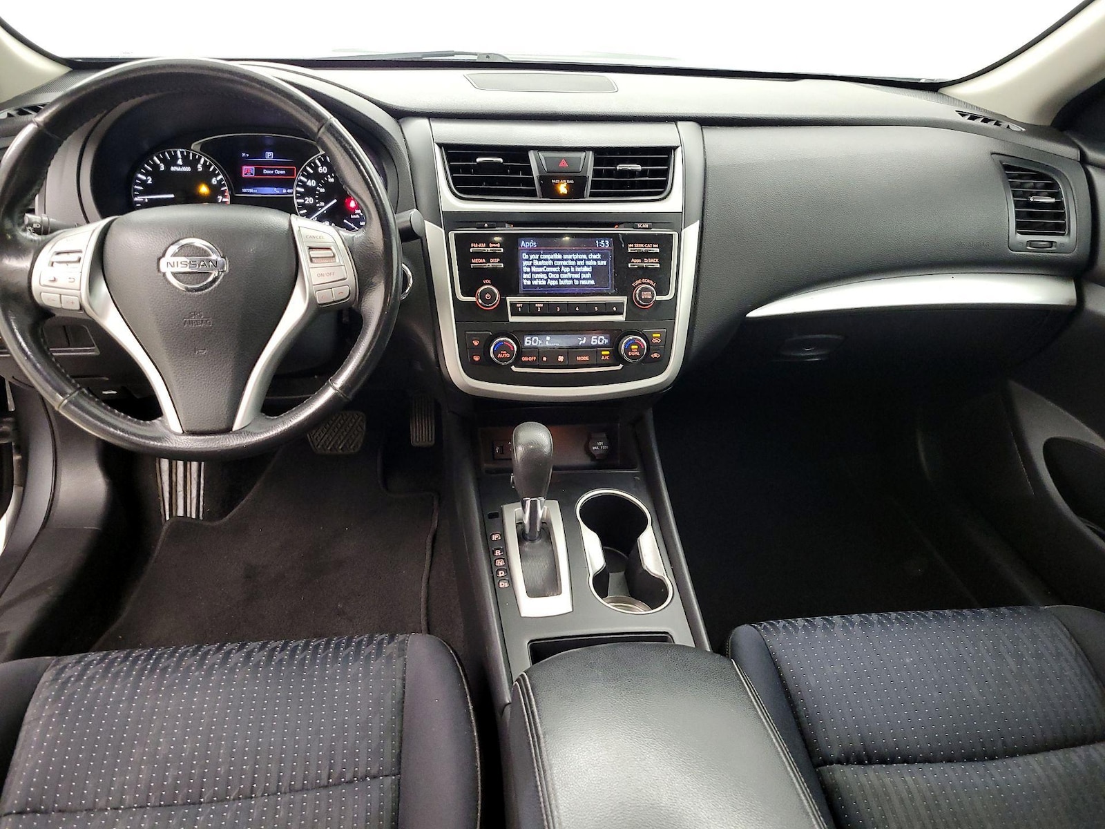 2016 Nissan Altima SV - Photo 10