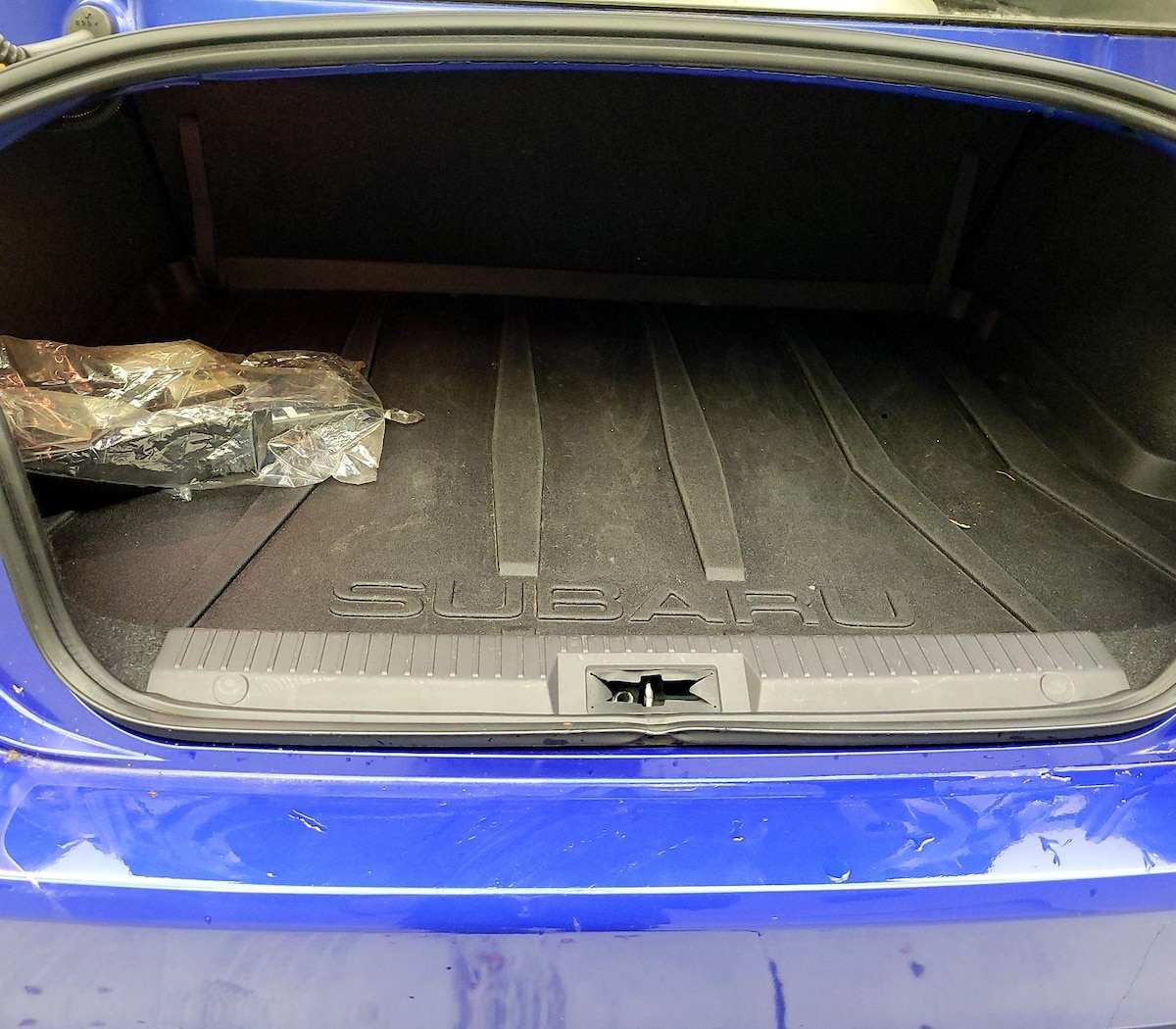 Trunk/Cargo (Seats Up)