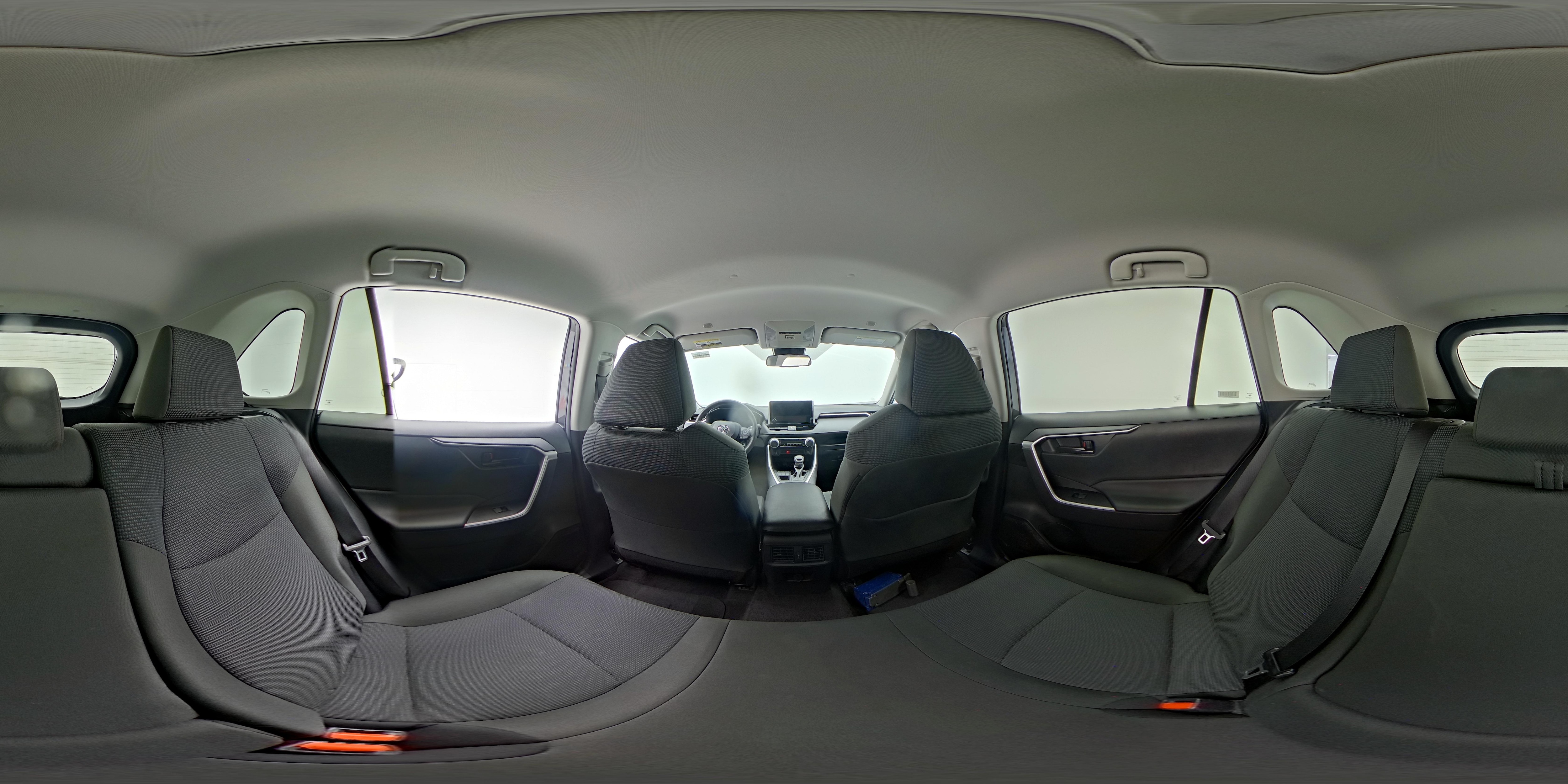 2025 Toyota RAV4 LE - Photo 26
