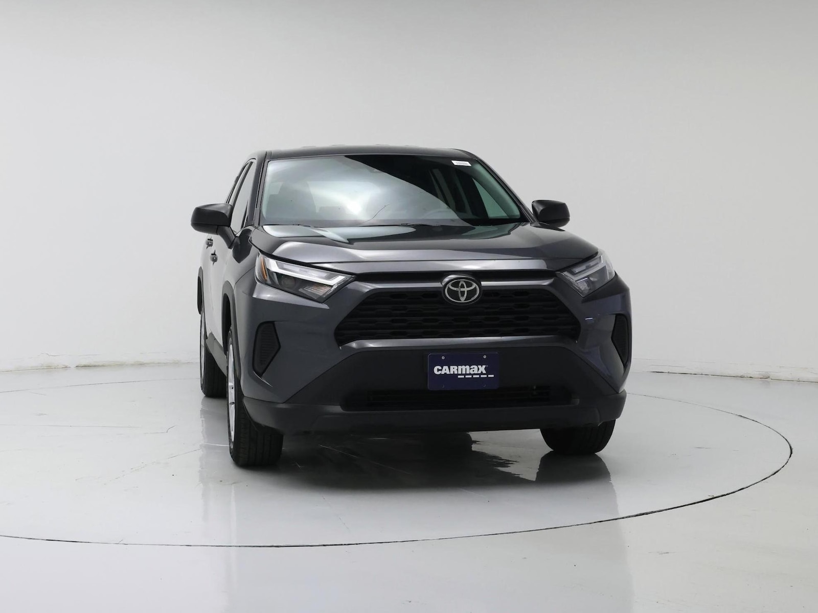 2025 Toyota RAV4 LE - Photo 6