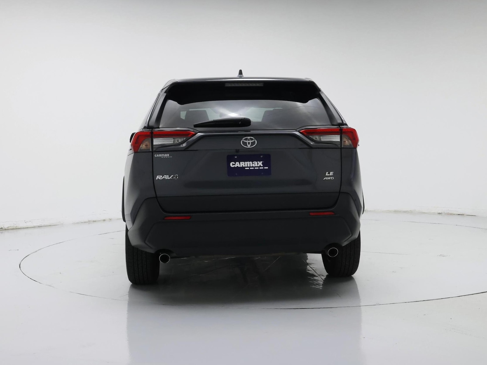 2025 Toyota RAV4 LE - Photo 7