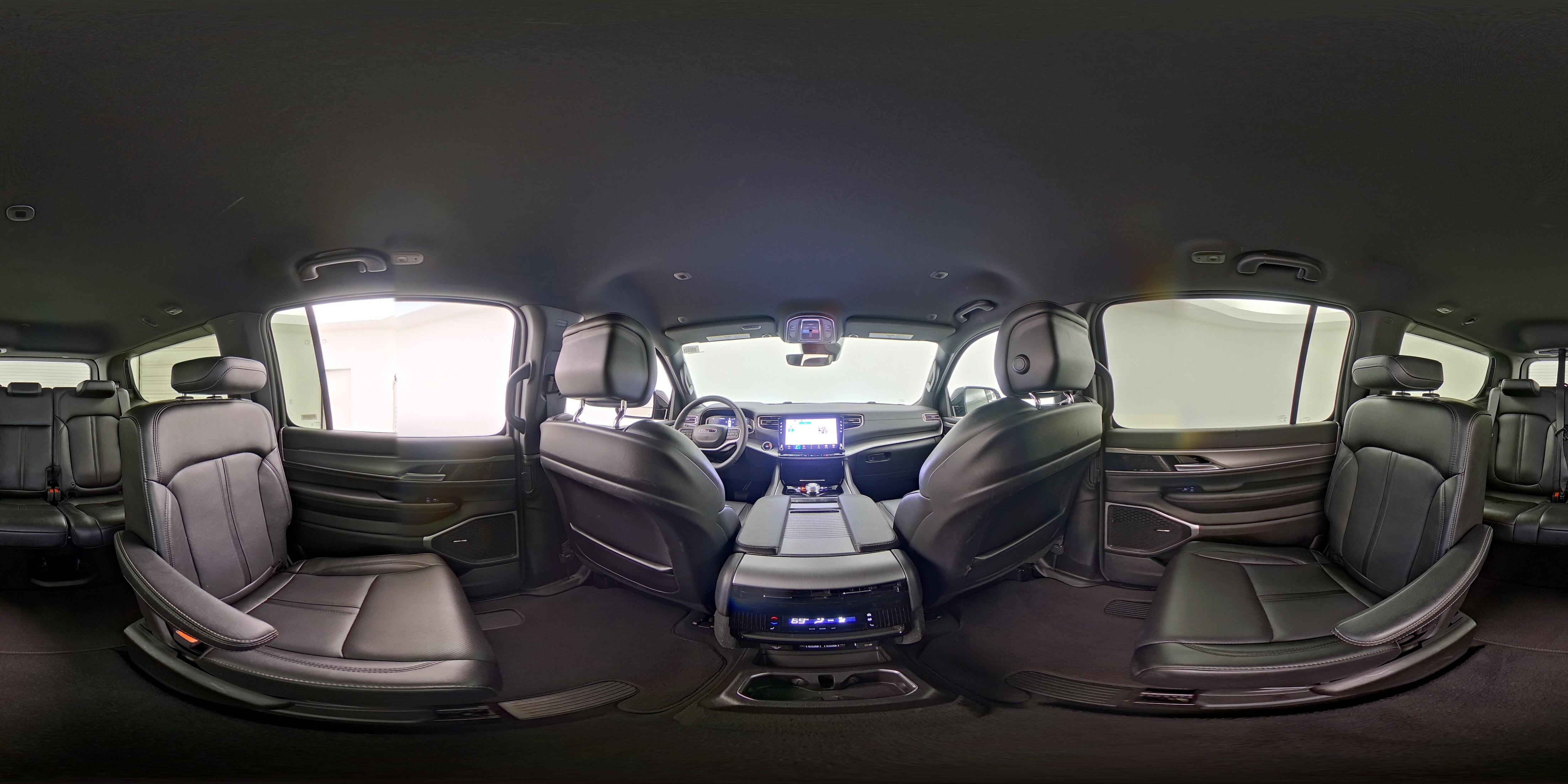 2025 Jeep Wagoneer Series II - Photo 27