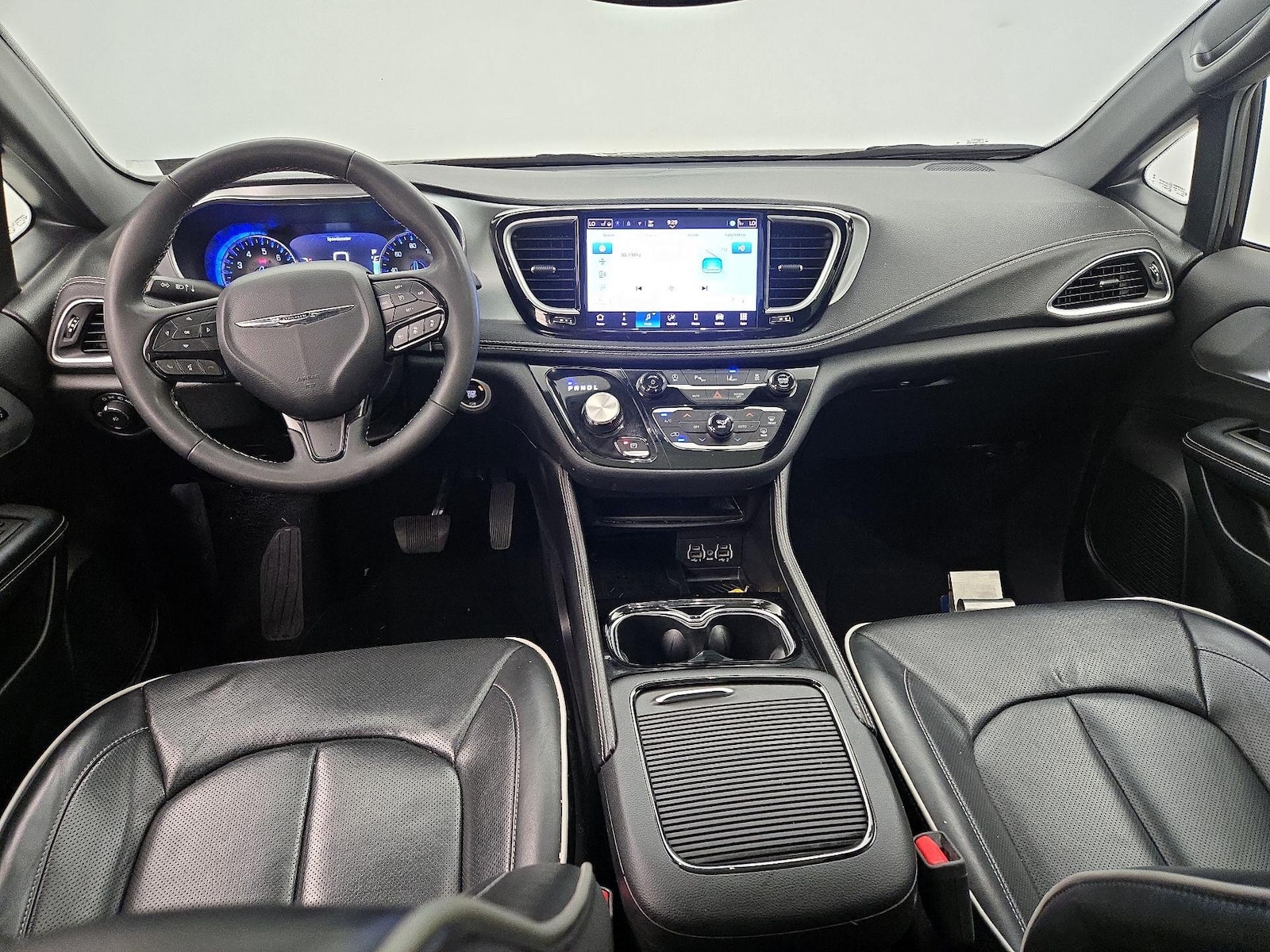 2025 Chrysler Pacifica Limited - Photo 10