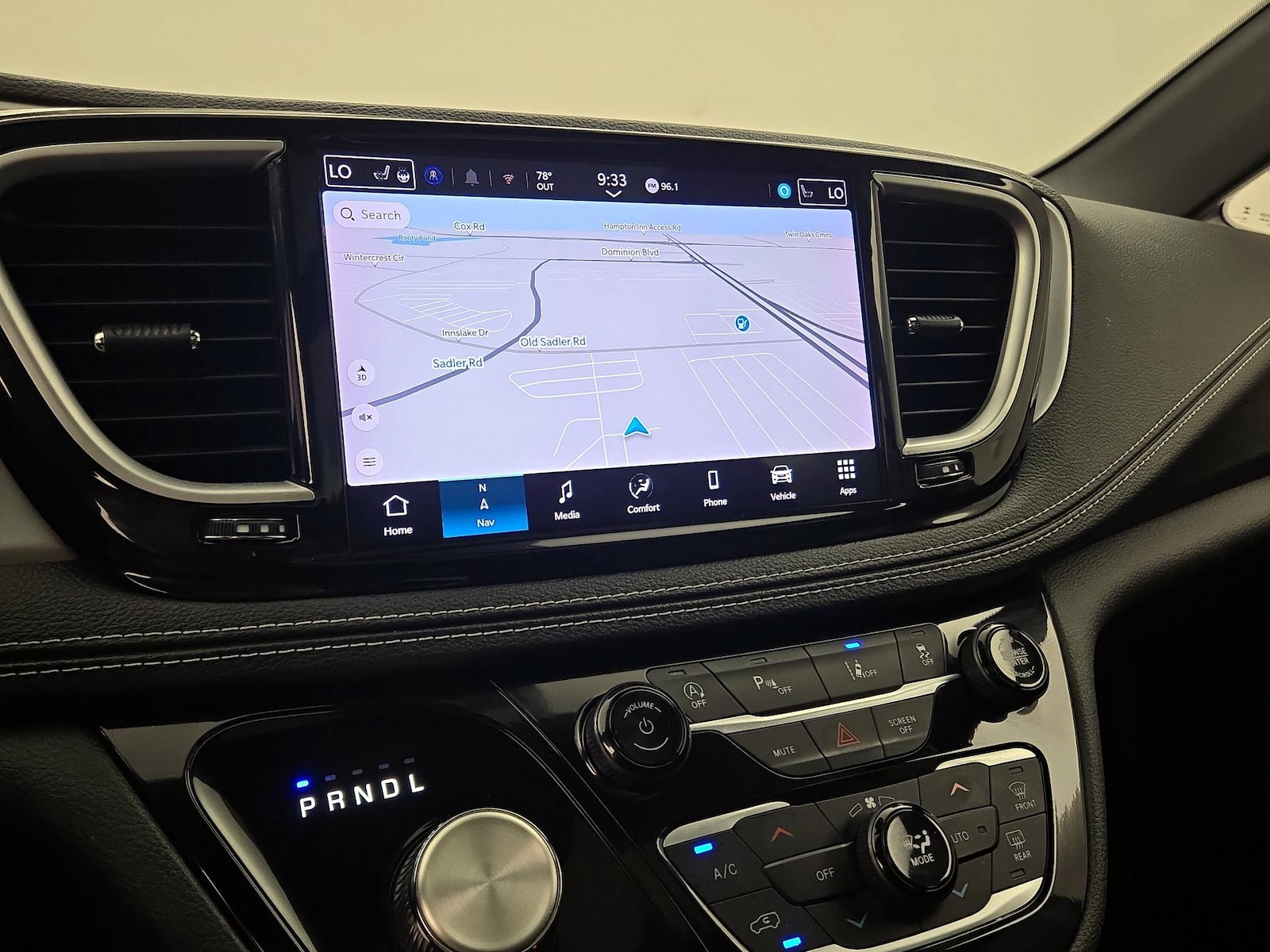 2025 Chrysler Pacifica Limited - Photo 15