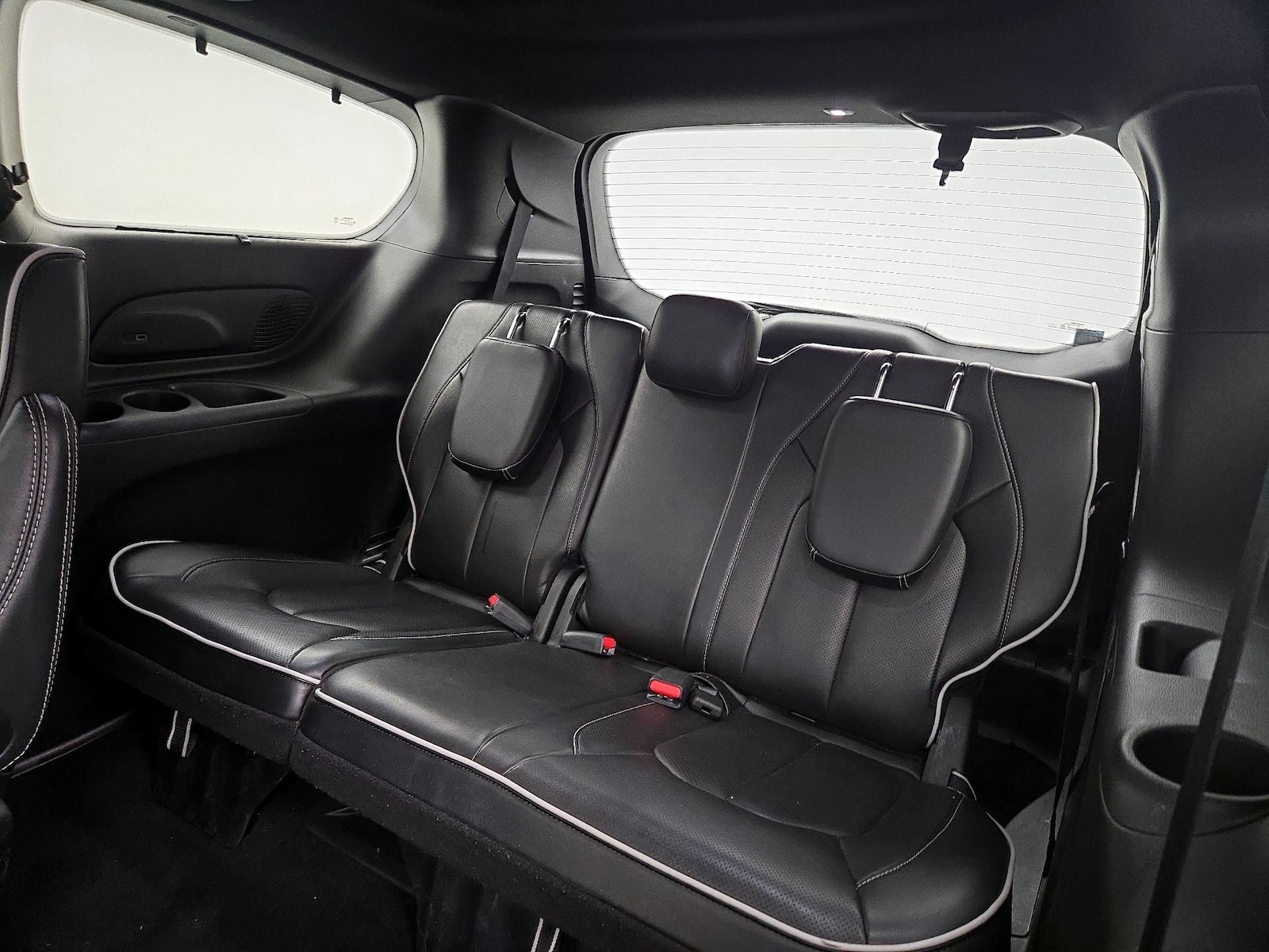 2025 Chrysler Pacifica Limited - Photo 23