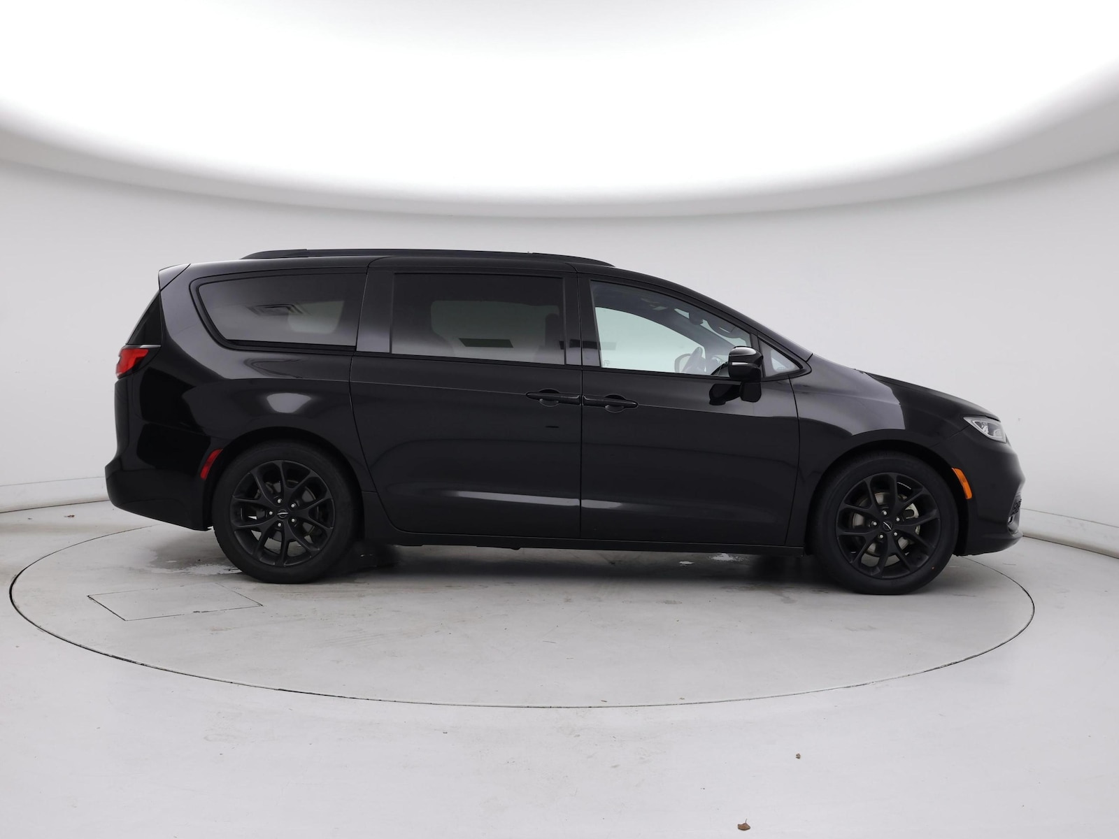 2025 Chrysler Pacifica Limited - Photo 8