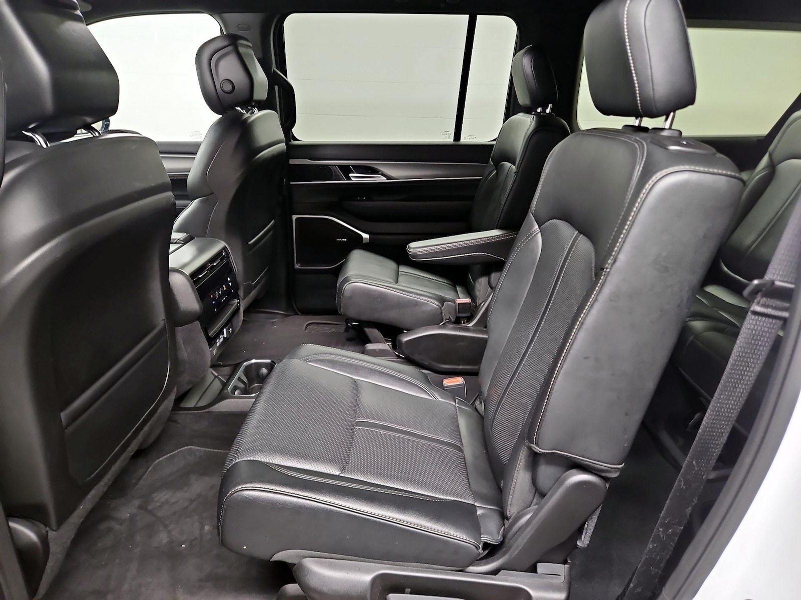 Rear Air Conditioning