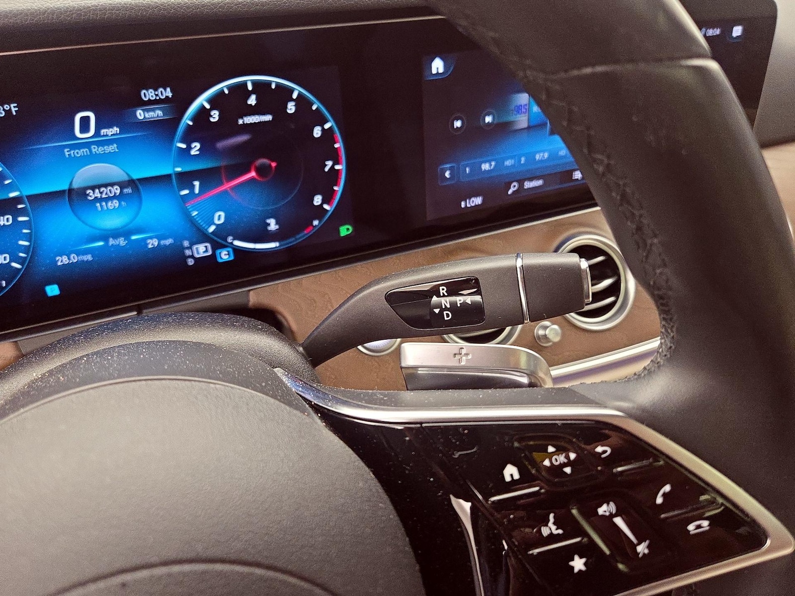 2022 Mercedes-Benz E-Class E350 - Photo 19