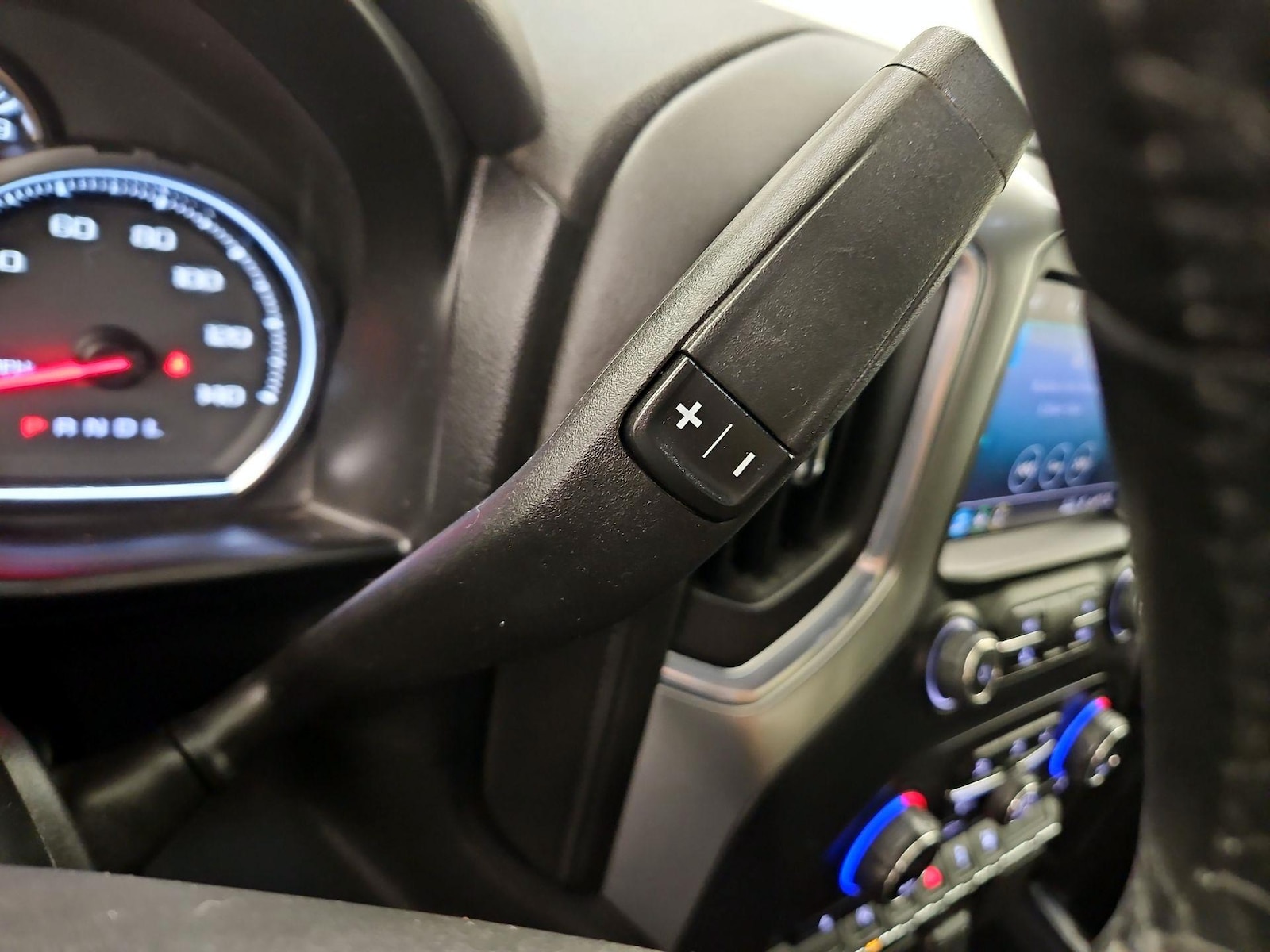 2021 Chevrolet Silverado 1500 RST - Photo 18