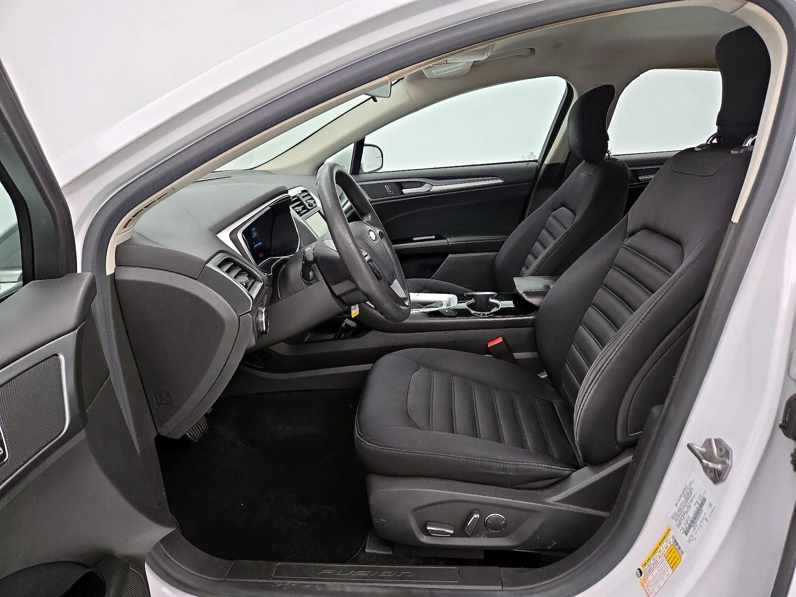 Power Seat(s) & Side Airbags
