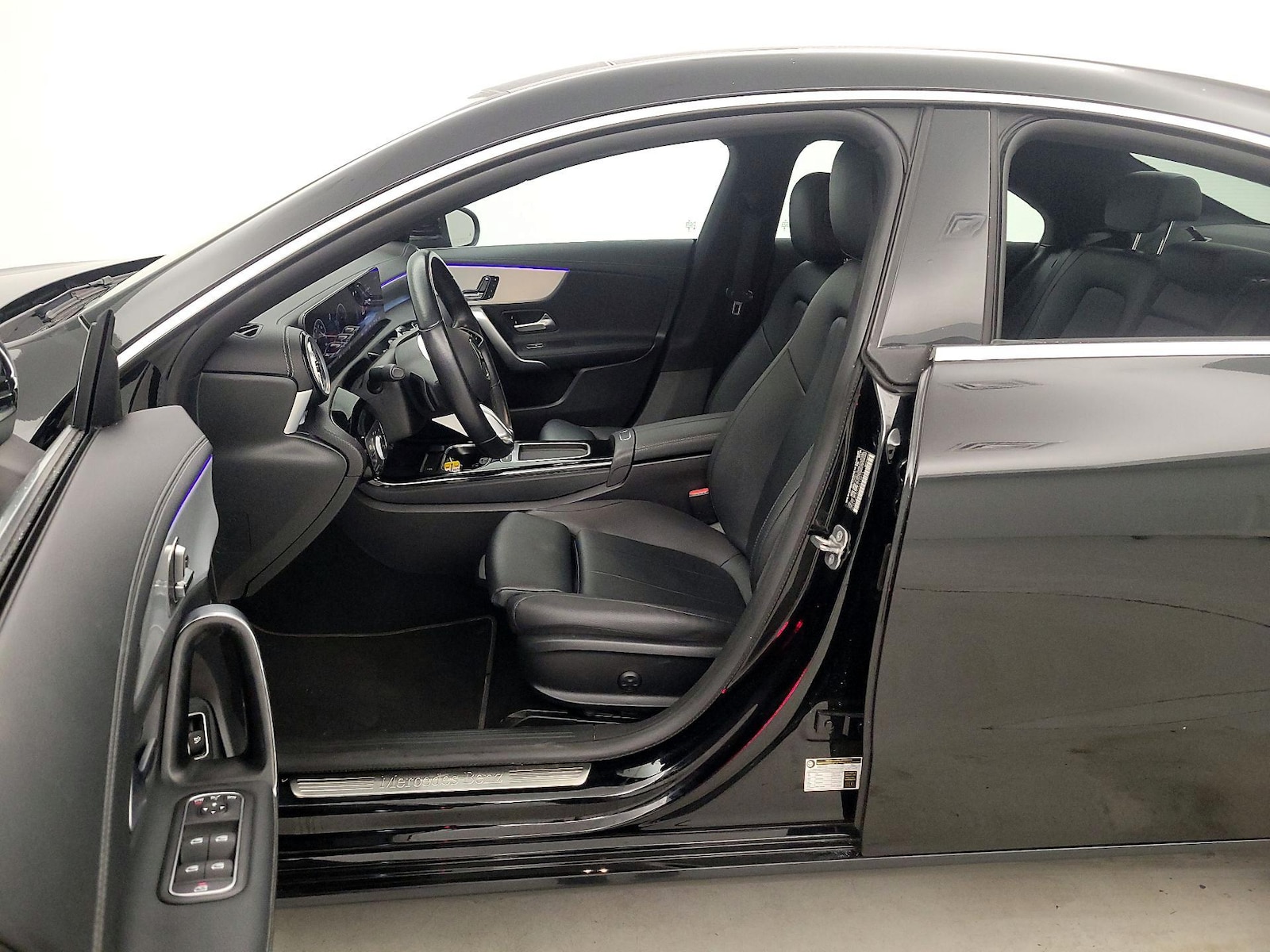 Power Seat(s) & Side Airbags